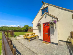 Snug, Dog Friendly, Country Cottage